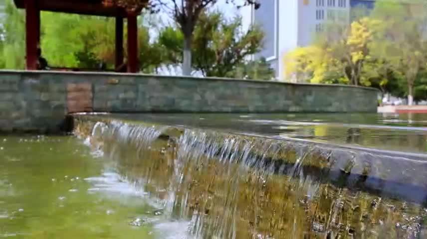 你看這個(gè)環(huán)境就好滴很！