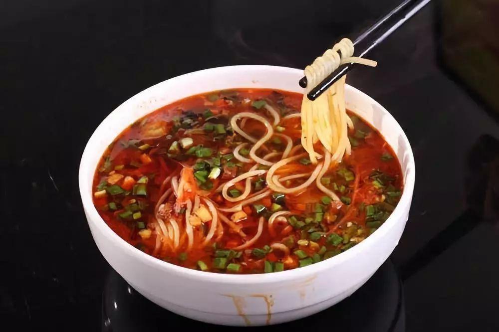吃完天水麻辣燙？下一站，慶陽饸饹面！